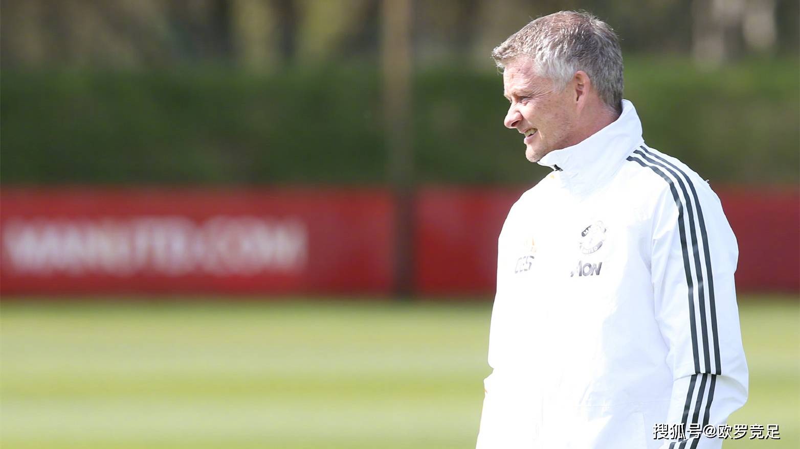 云南队球员表现出色,屡建奇功获胜 云南队球员表现出色,屡建奇功获胜