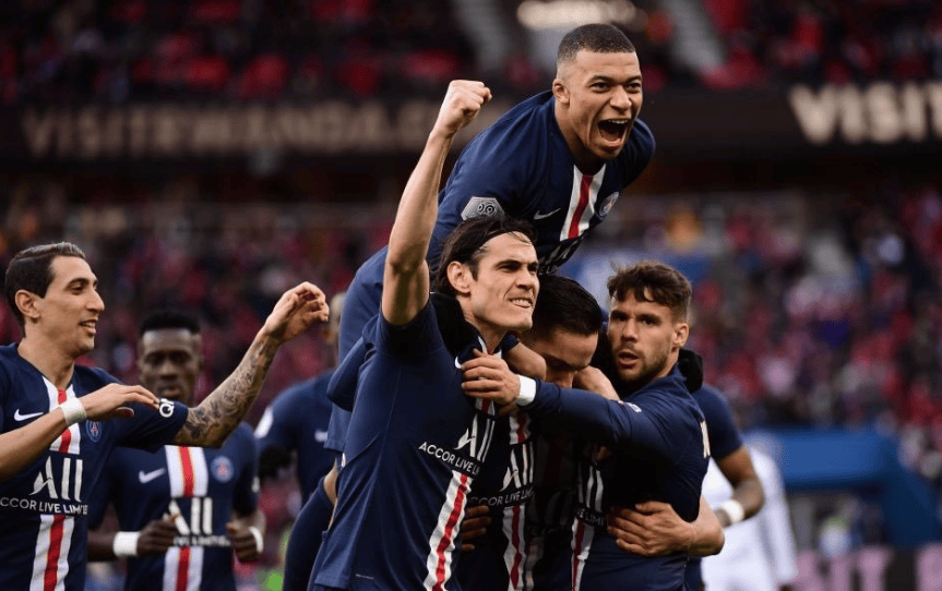 法甲球队实力逐渐显露,将在赛场上展开对决 法甲球队实力逐渐显露,将在赛场上展开对决