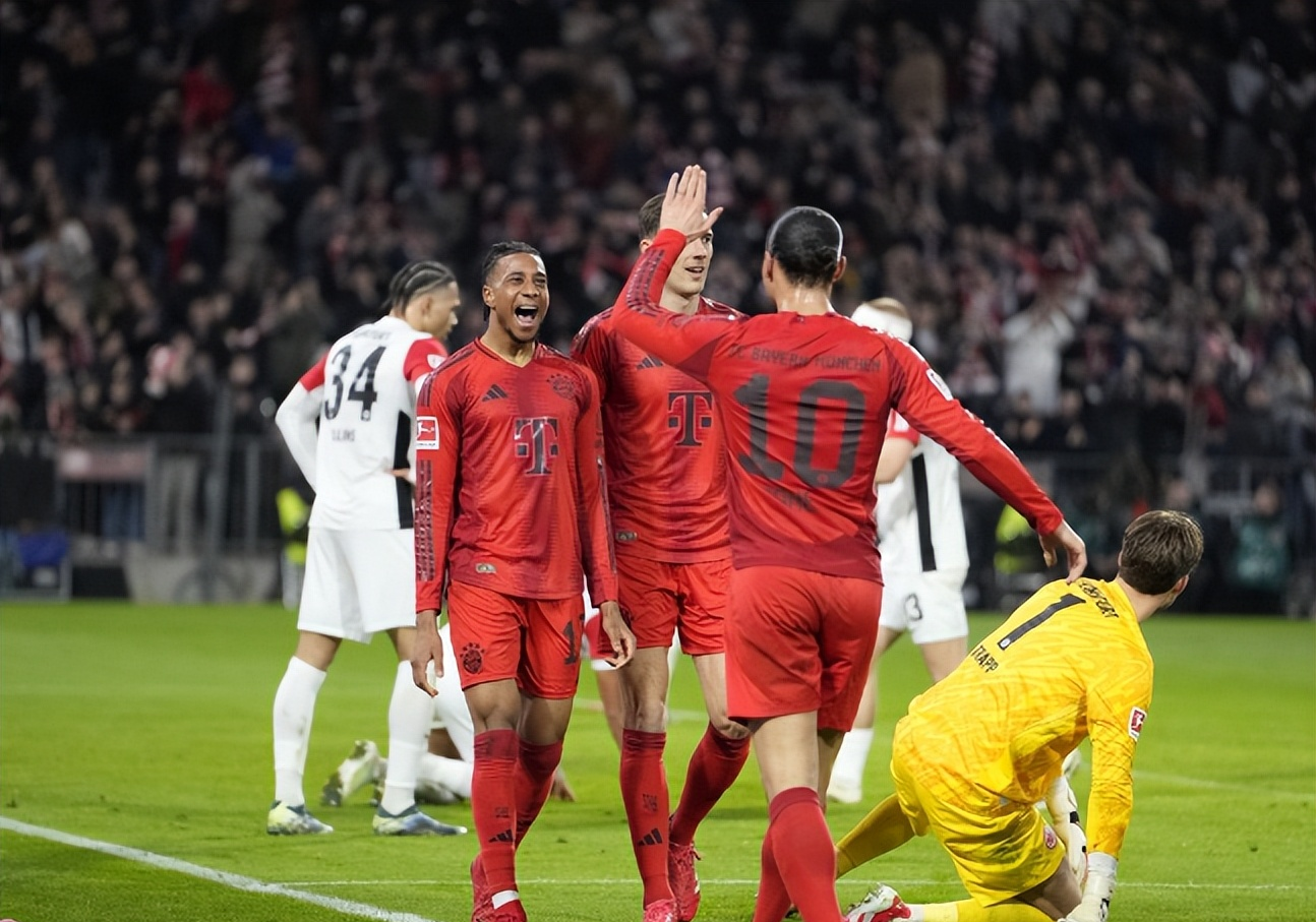 开云体育在线-双方球队角逐异常激烈，精彩纷呈