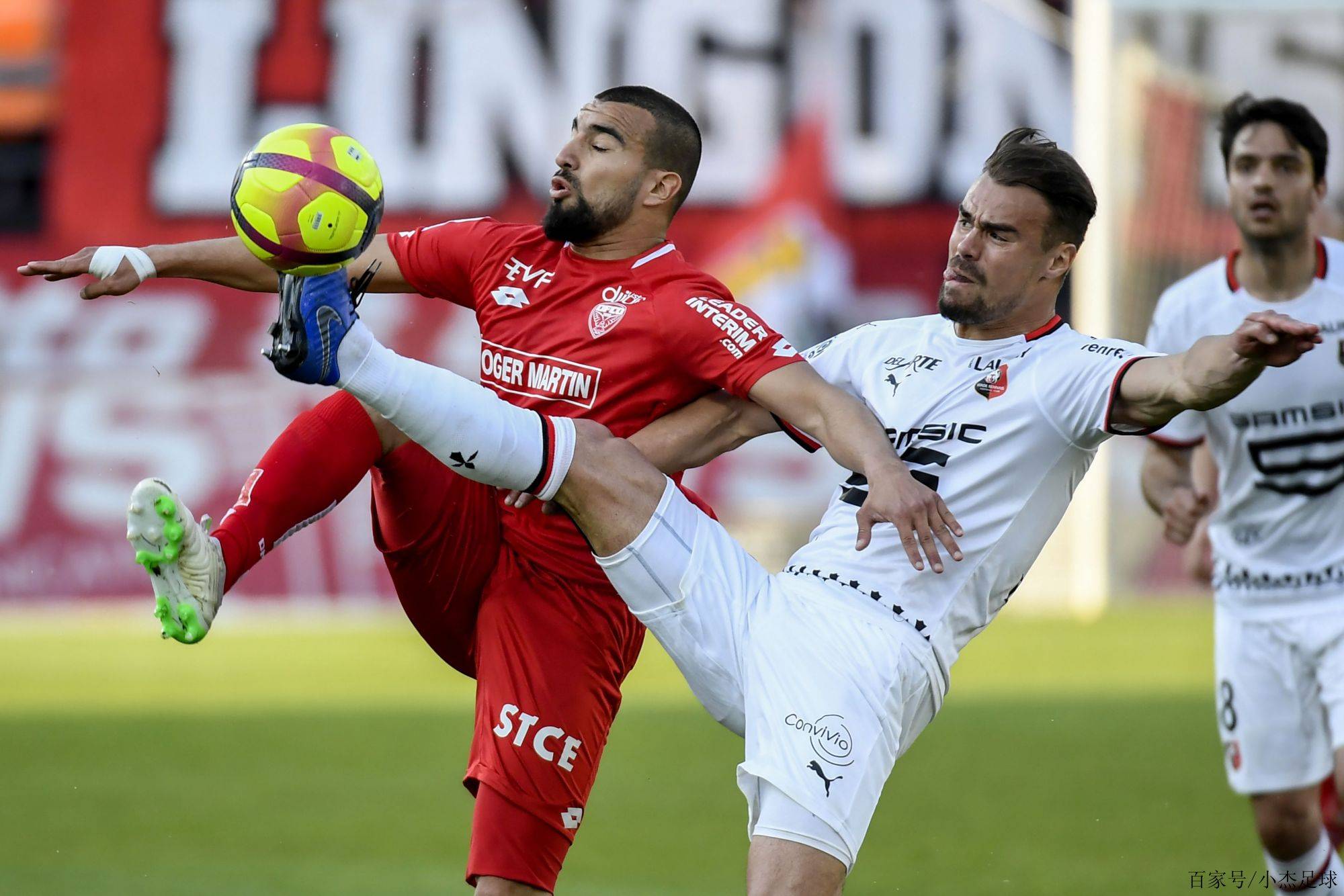 开云体育下载-雷恩艰难扳平南特，连扳两球的简单介绍