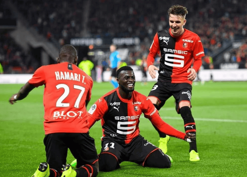 雷恩艰难扳平南特,连扳两球的简单介绍 雷恩艰难扳平南特,连扳两球的简单介绍