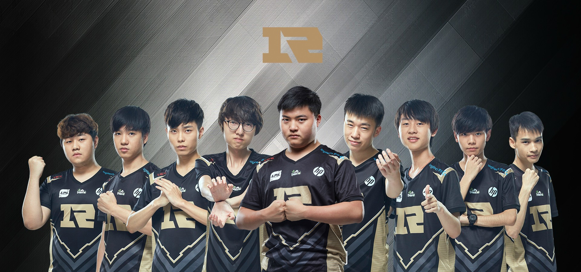 开云体育-RNG轻取IG，Uzi关键团战开团秒人鏖战多局淘汰赛，让粉丝疯狂欢呼