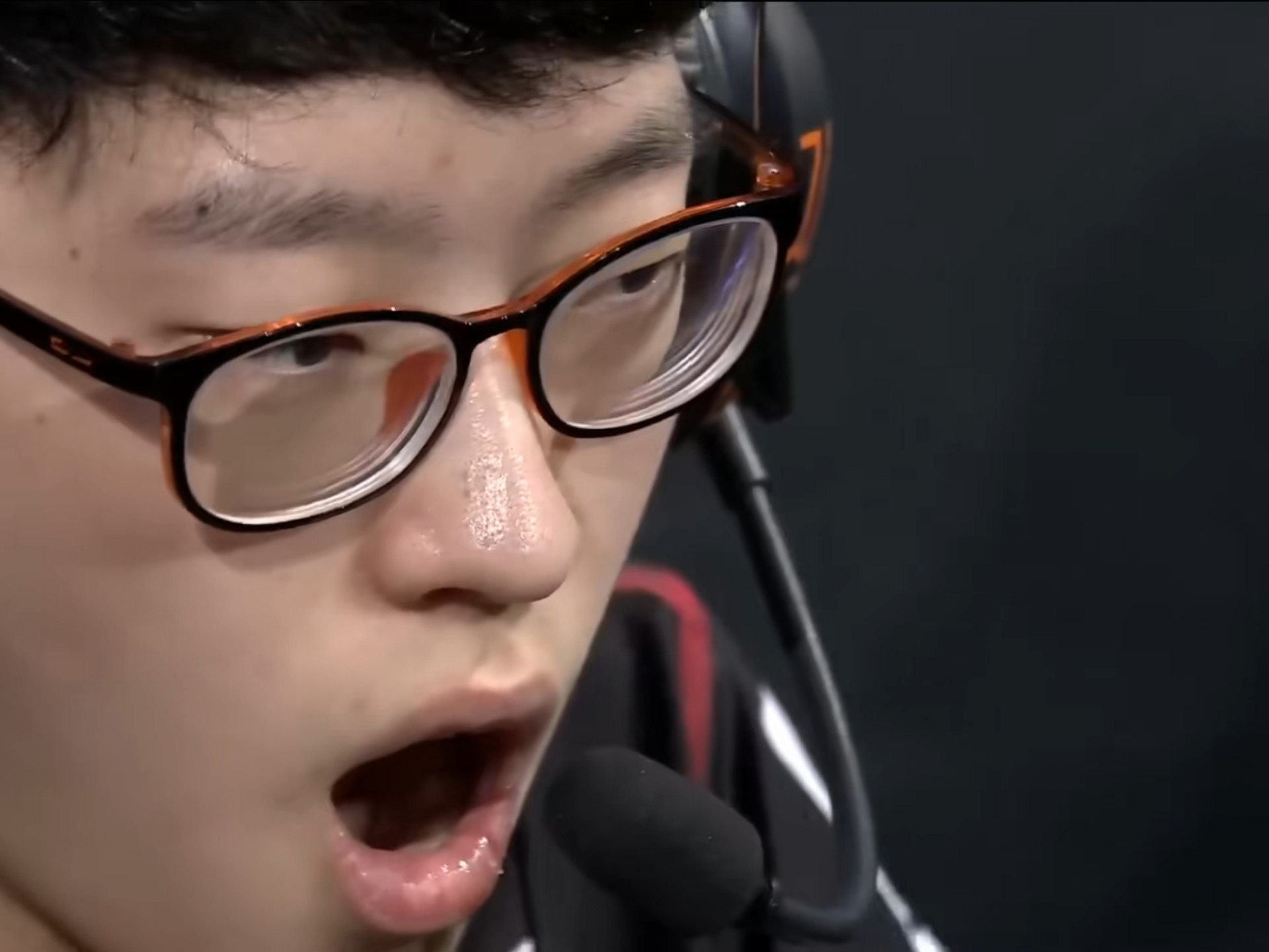 EDG鏖战TL，Scout单局斩获MVP焦点之战四强赛，点燃全场激情