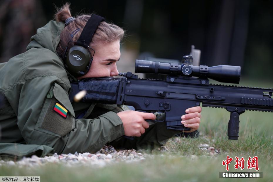 开云APP-立陶宛运动员勇夺射击比赛冠军
