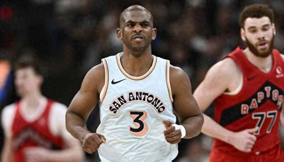 开云体育下载-马刺队老将发威，季后赛经验丰富