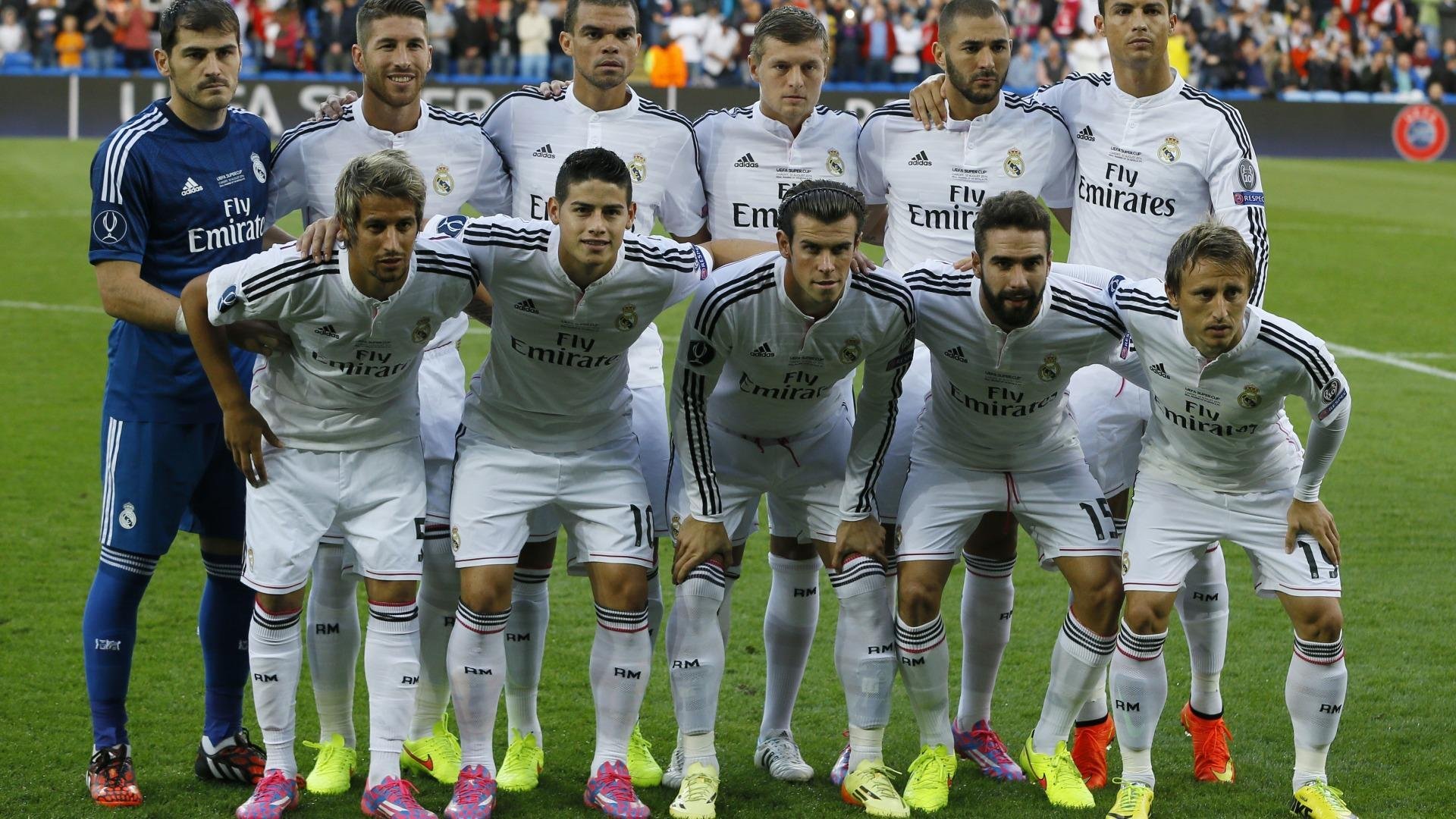 双城记，一场篮球赛与一场足球赛的平行时空